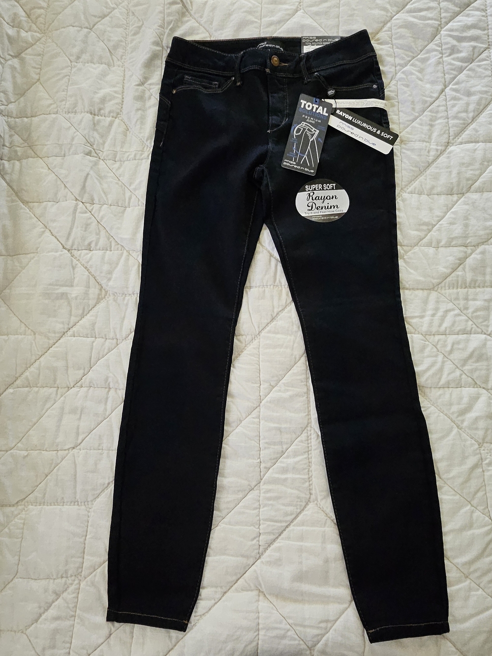 Miss Poured in Blue-  Mid-Rise Skinny Jeans- Size 8